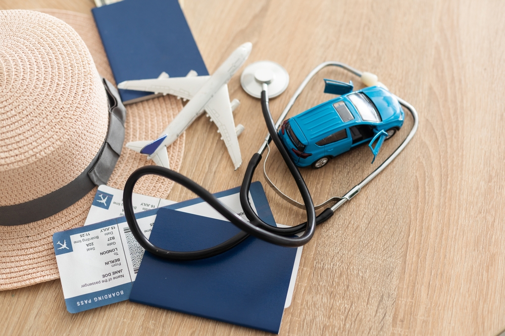 Vaccini e farmaci per le vacanze con kit sanitario da viaggio